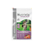 Nutrivia Nature Plus - Croquettes Naturelles au Saumon pour Chats Stérilisés - 5kg image number null